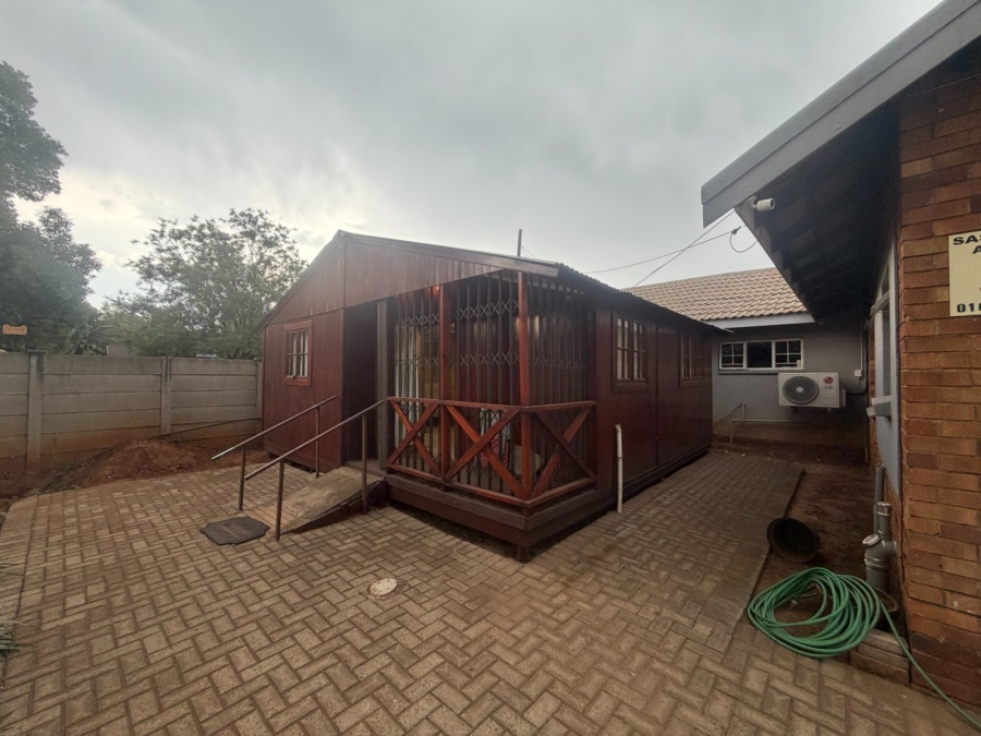 4 Bedroom Property for Sale in Roodia Free State